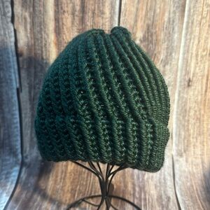 NEW Handmade Women’s Green Handmade Hat Item #PHK3609